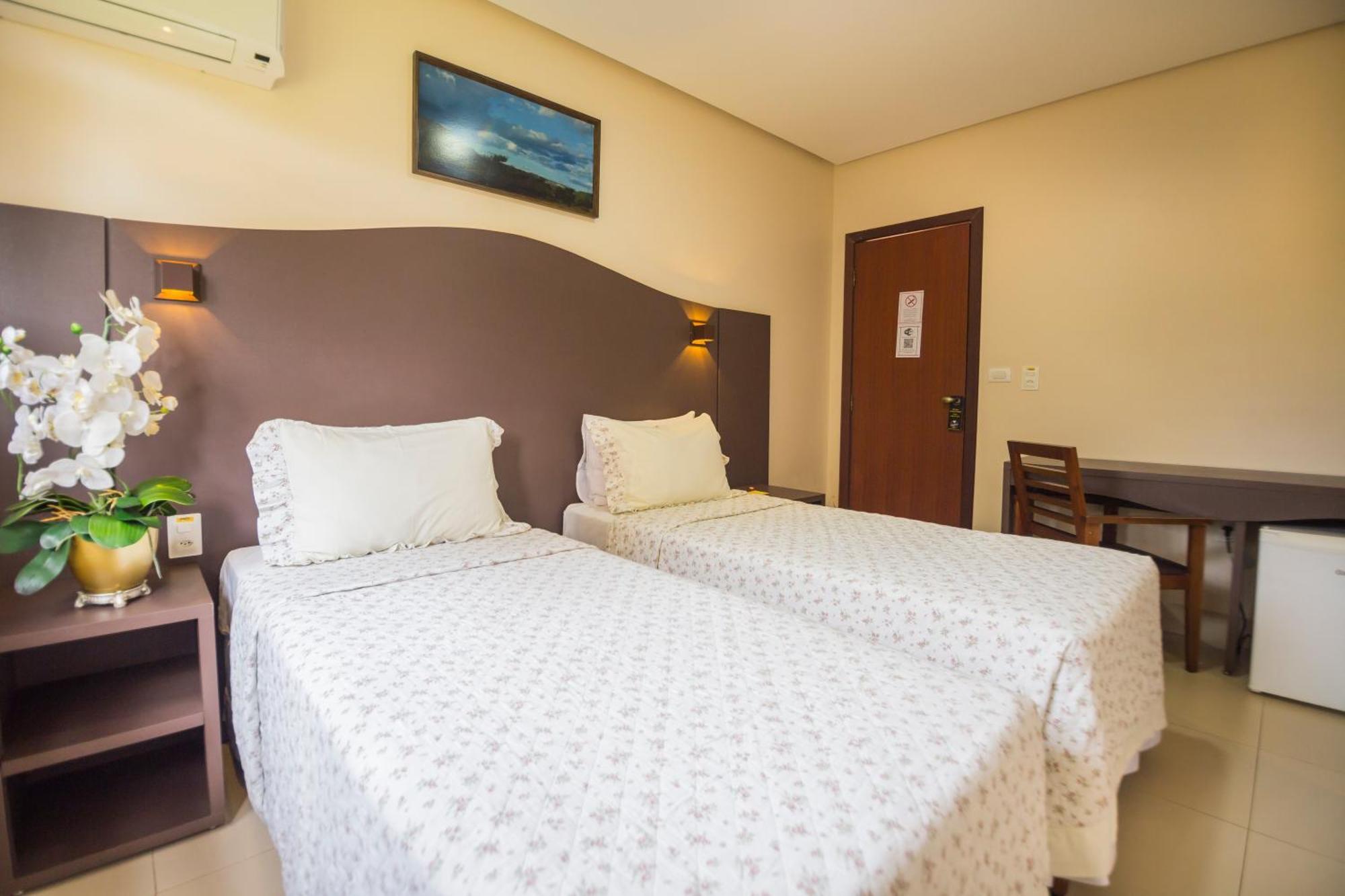 Terra Dos Diamantes Hotel Ленсойс Экстерьер фото